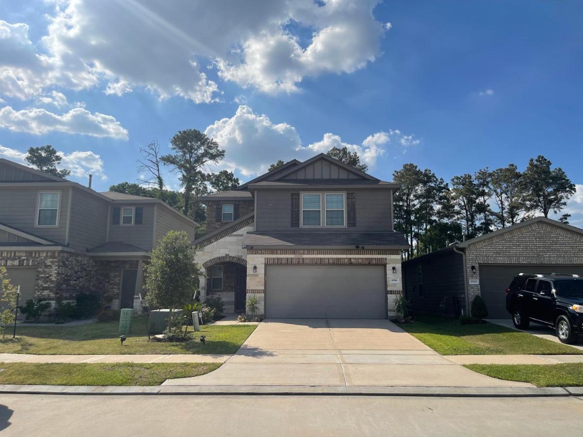 N-E-G House - Near David Wayne Hooks Airport Villa Houston Exterior photo